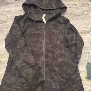 lululemon athletica Green & Black Camo Hooded Jacket